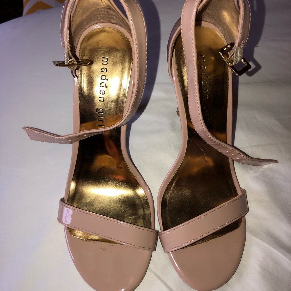 Nude Steve Madden heels